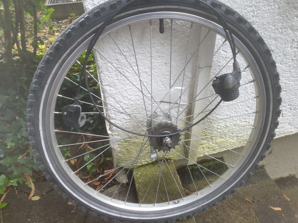 Laufrad 24 Zoll Hinterrad 3 Gang Nabenschaltung, Klickbox,Rücktrittbremse,Reifen