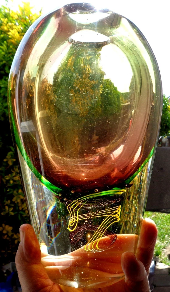 Extremely Heavy Murano Seguso Very Large Vase 9 1/2" Inches High. - Image 3 of 4