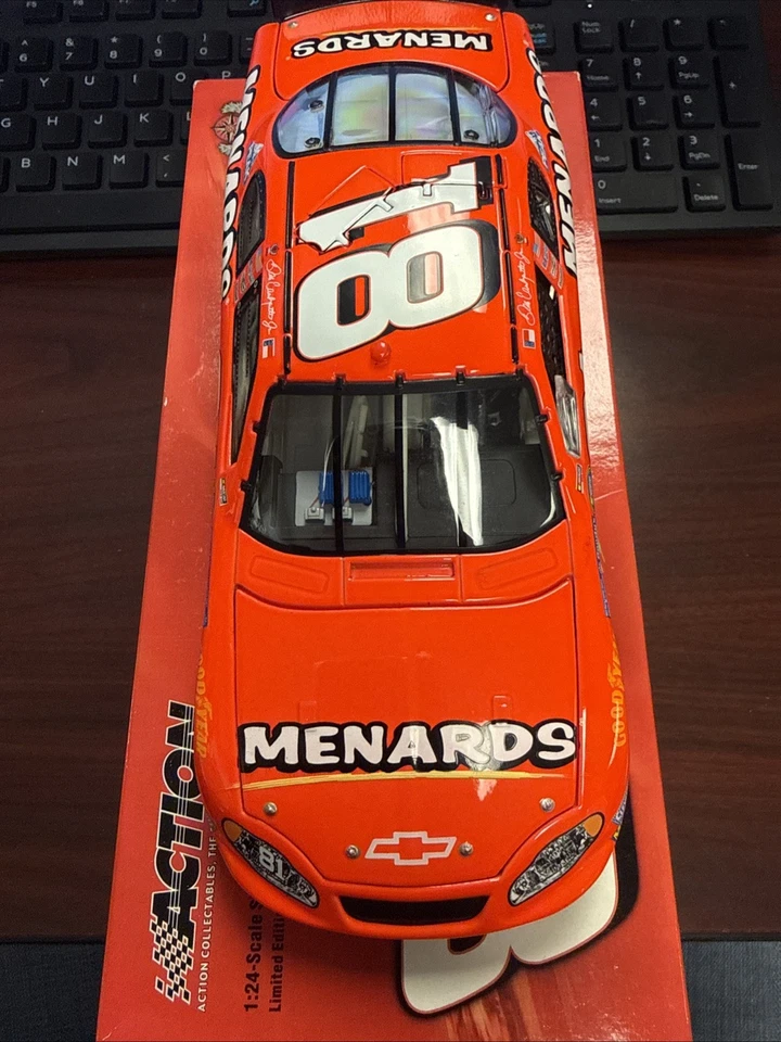 Dale Earnhardt Jr. #81 Menards 2005 1/24 Monte Carlo coche fundido a presión en caja ARC Foto 2 de 4