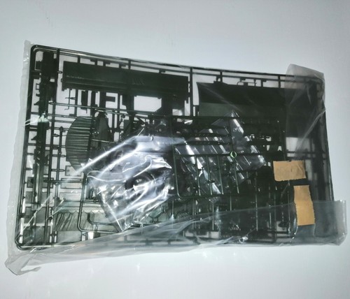REVELL 1/35 KIT MONTAGGIO MAN 7t.milgl 6X6 TRUCK NO.03081 - Foto 2 di 3