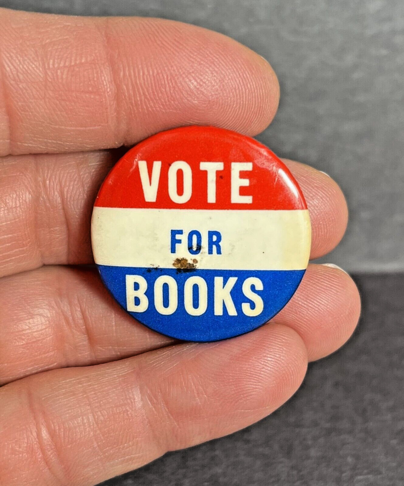 1970'S Vote For Books Pinback Protest Against Banned Original 1-1/4&Quot; Pin
