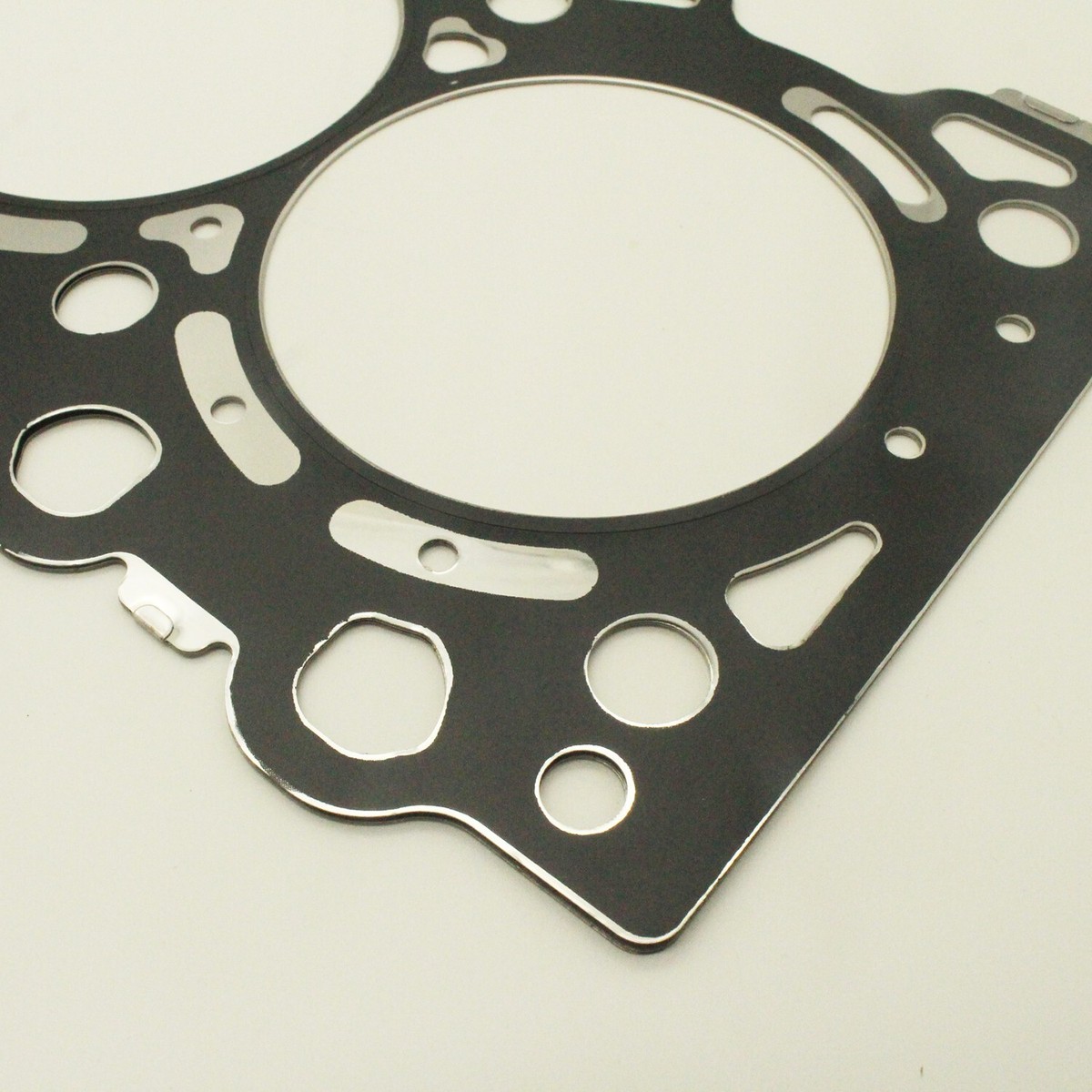 Cylinder Head Gasket 1G777- 03310 1G777-03610 For Kubota V3307
