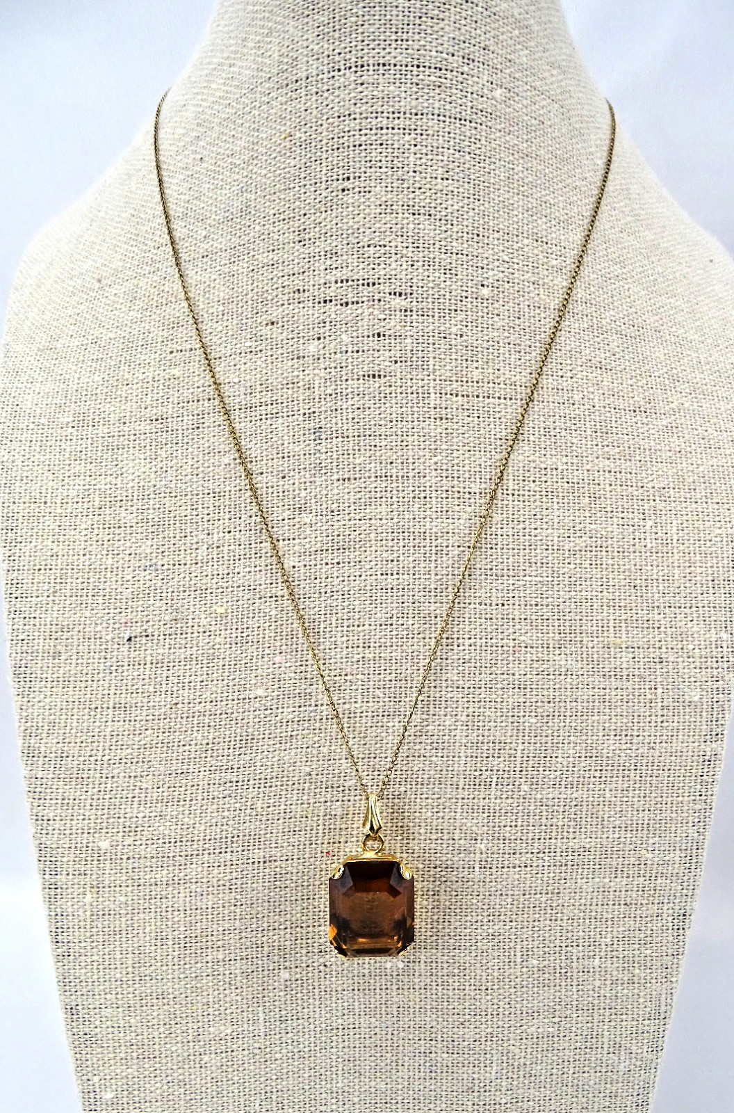 Rectangular Emerald-cut Topaz-colored Stone Penda… - image 2