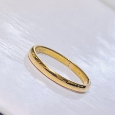 VINTAGE 22ct Gold 2mm Wedding Ring Plain Band UK size "P" 2.7g Hallmarked 1855