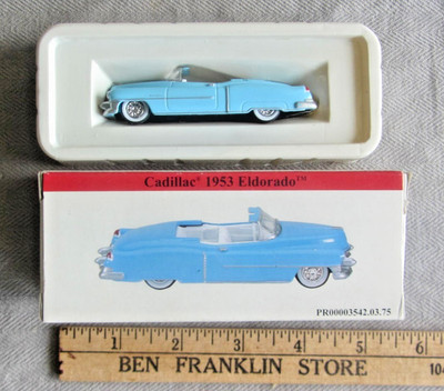 1953 Cadillac Eldorado Blue Die Cast Car in Box GM 2001 Readers Digest  1:64 NOS