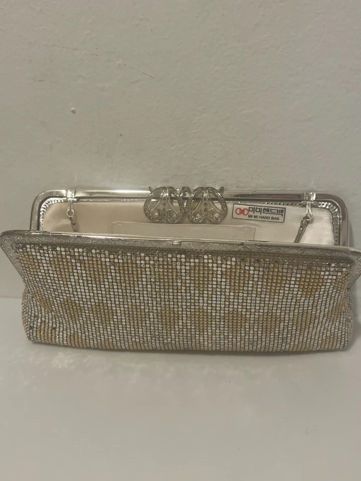 Vintage MiMi South Korean 1960 Clutch Bag - Image 2 of 3