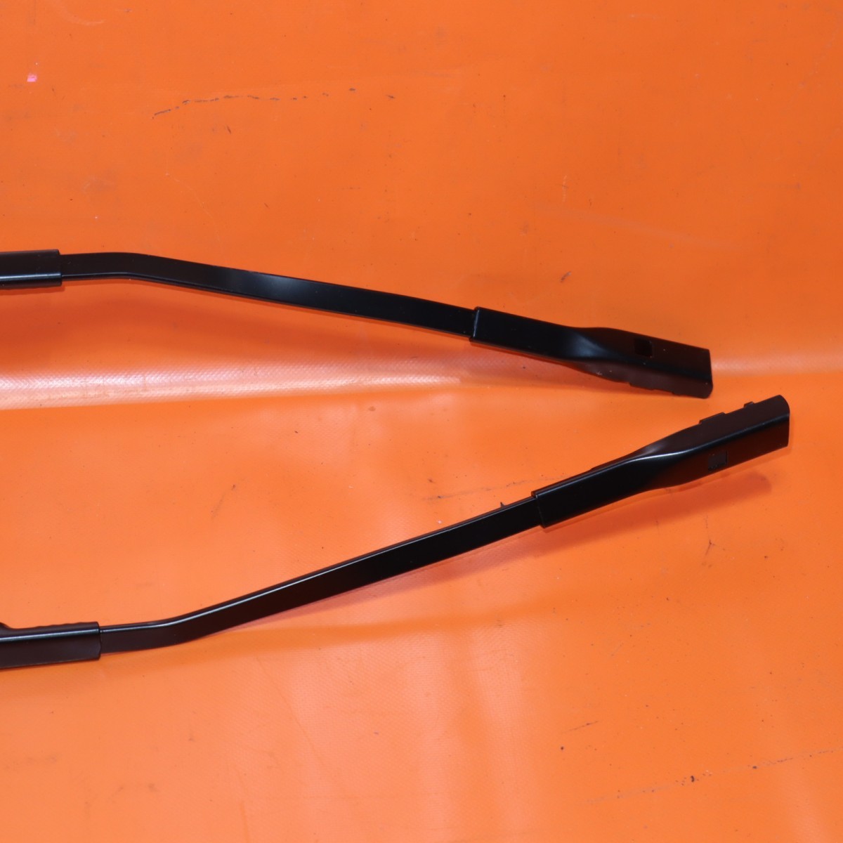 ASTON MARTIN VANTAGE WIPER ARM WINDSHIELD 2018 2019 2020 KY63-17527-AA OEM