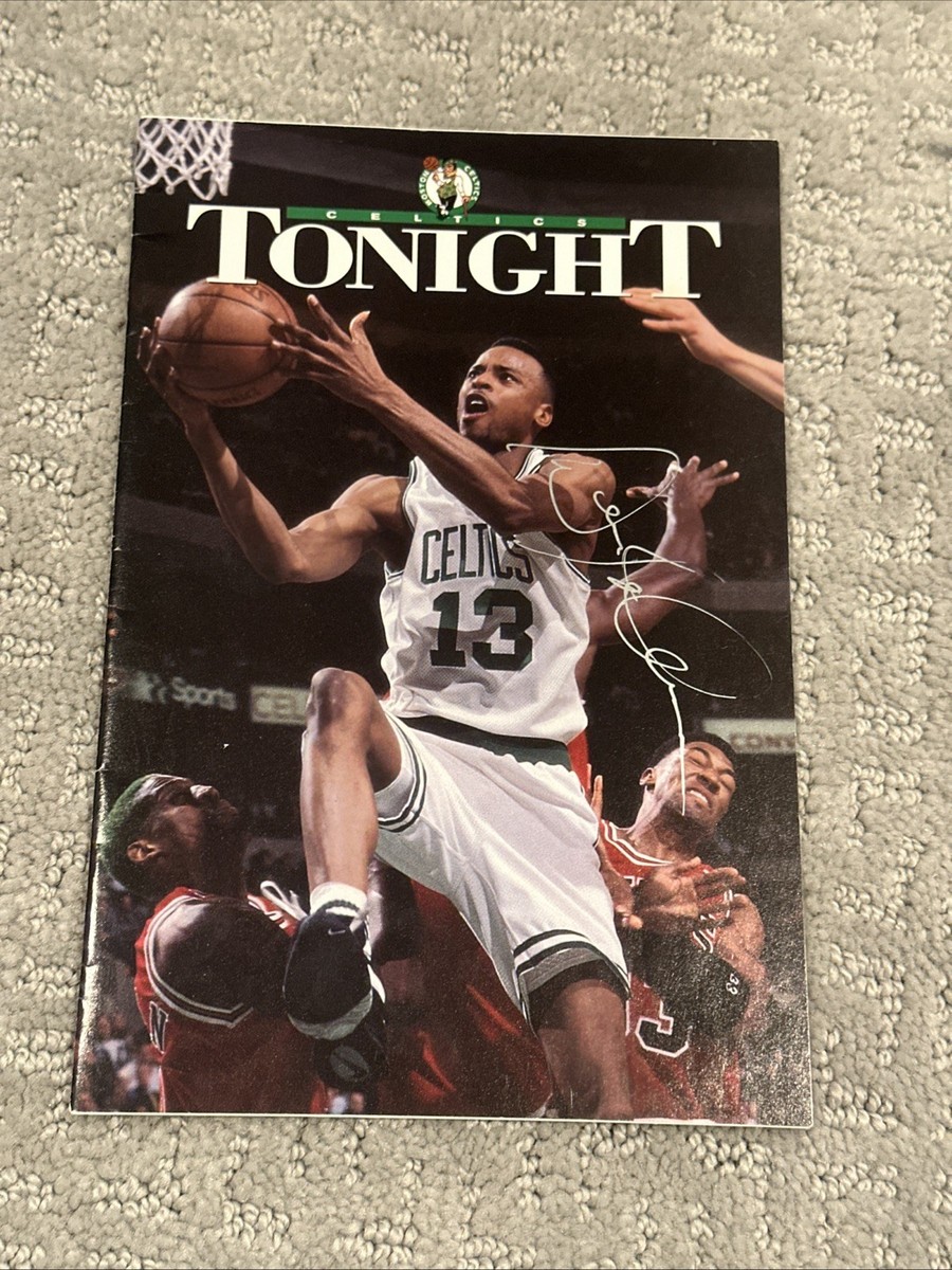 DENNIS JOHNSON NBA HOF Signed Autograph Boston Celtics Tonight PROGRAM  Magazine