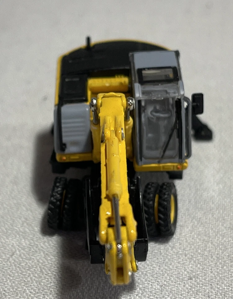 HO New Holland 拖拉机 WE 170 轮挖掘机结构 Union Pacific RR — 第 2/4 张图片