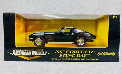   American Muscle 1967 CORVETTE STING RAY BLACK w/BLUE STRIPE 1:18  
