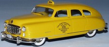 1950 Nash Statesman "Taxi" 1950 jaune 1/43 métal blanc/étain tout monté