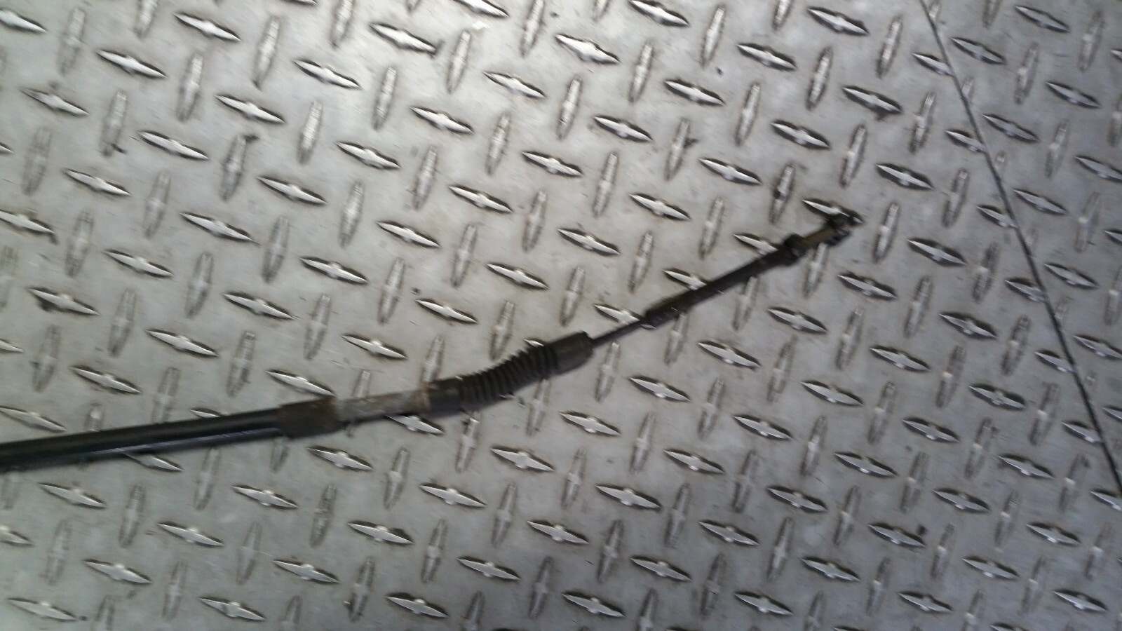 81 - 91 ROLLS ROYCE SILVER SPUR LEFT OR RIGHT REAR PARKING BRAKE CABLE UG14616 