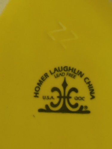 Homer Laughlin China - yellow - Oval 10" by 7 1/2" Serving Bowl Dish - vtg - Picture 2 of 7