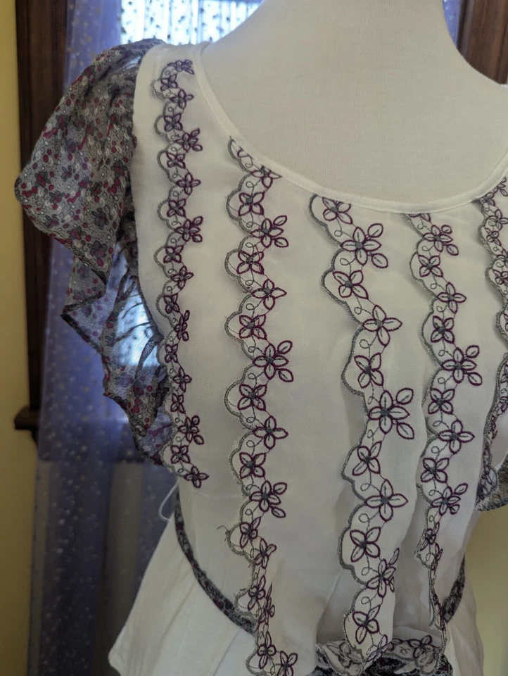 Top con tirantes floral manga acampanada boho vintage Y2K Lulumari Anthropologie talla S/M Foto 2 de 4