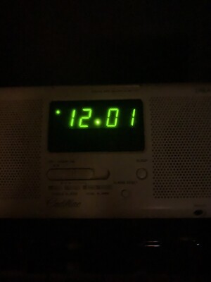 Sony Dream Machine Clock Radio Alarm AMFM Stereo ICF CS750