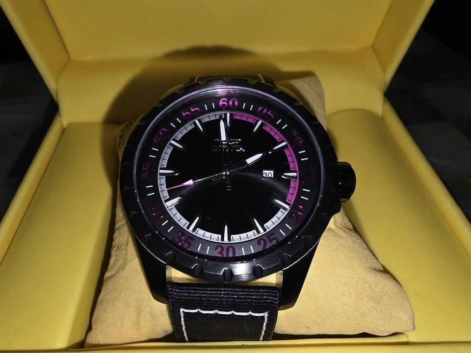 Relógio masculino Invicta 19416 raro com números rosa - Imagem 2 de 4
