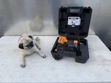 BOSTITCH Coil Siding Nailer Pneumatic Siding Nail Gun 1-1/4-Inch to 2-1/2 w/Case