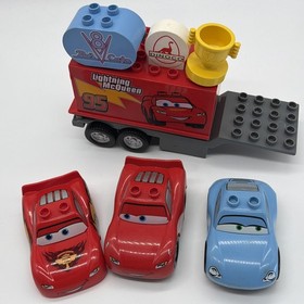 Lego Duplo Disney Cars 5815 Flo's Cafe Sally Plus Lightning And Others Mack