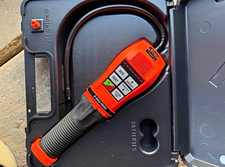 DILO SF6 Leak Detector 3-033-R002 w/ Carrying Case & Manual, Mute/Battery Test