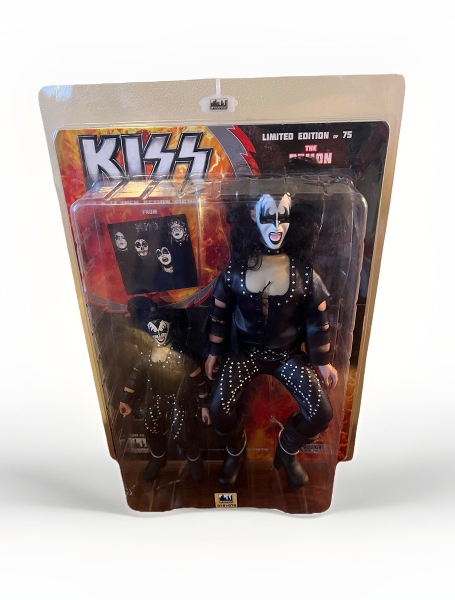KISS Gene Simmons 12インチフィギュア KISS Gene Simmons Demon Blood Spitting Deluxe Version 12
