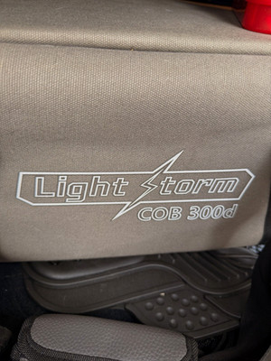 Aputure Light Storm COB 300d 300W Daylight LED Light w/ Light Dome