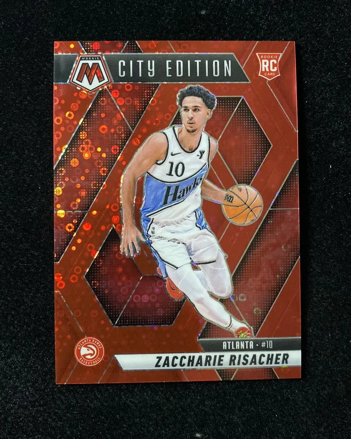 2024-25 Panini Mosaic City Edition Red Disco Zaccharie Risacher RC 16/99 KM036