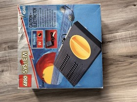 LEGO 4558 Metroliner Train 9V  + LEGO 4548 Speed Regulator With Boxes READ