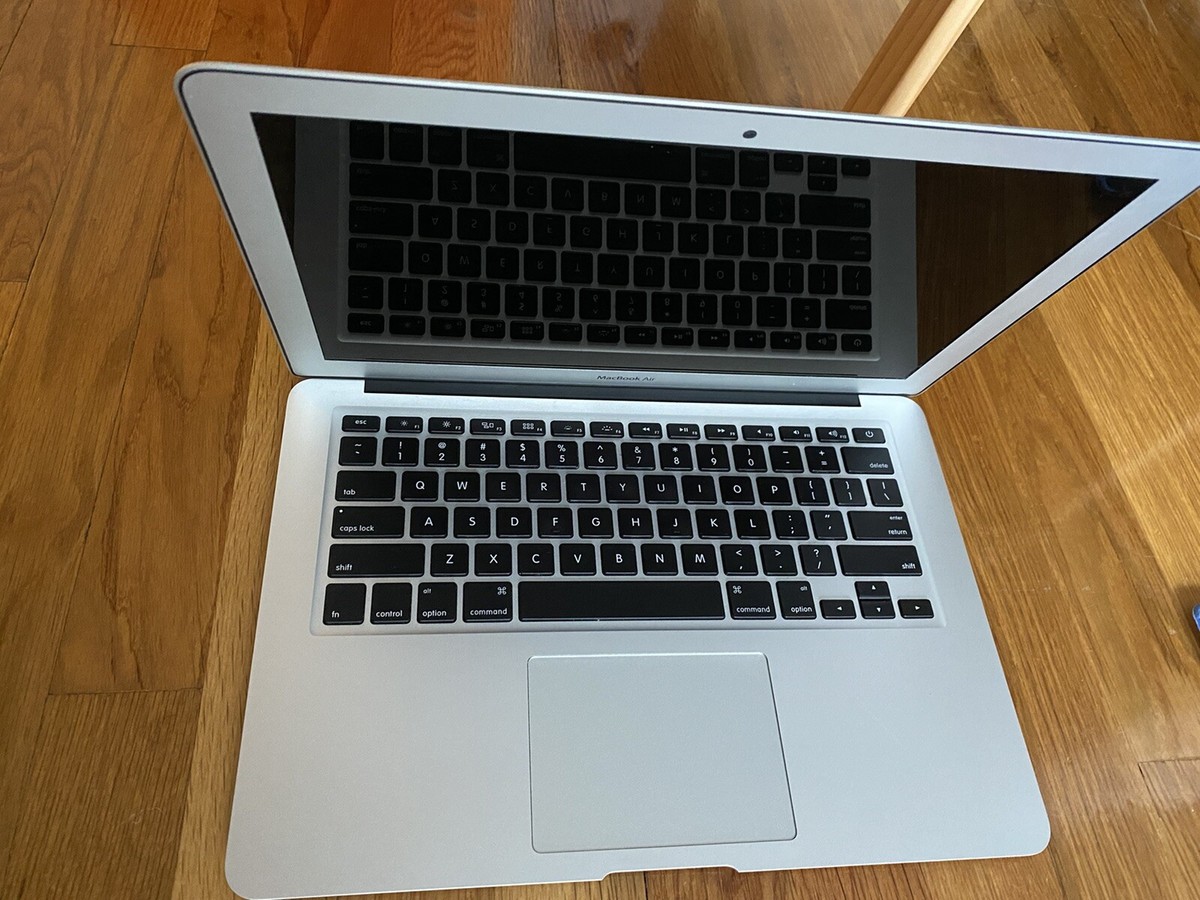 MacBook Air (Mid 2013) Core i5 1.3GHz 13 MacBook Air (Mid 2013) Core i5 1.3GHz 13