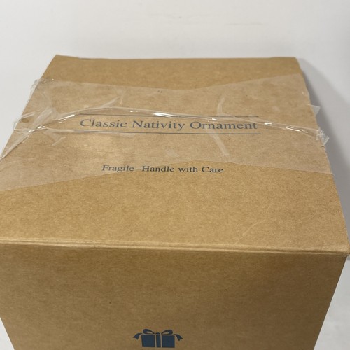 Avon Nativity Christmas Glass Ornament Globe in Original Box Large Tear Drop - Picture 9 of 10