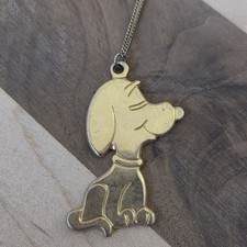 Vintage 1970s Snoopy Gold Tone Pendant Necklace 16" Chain