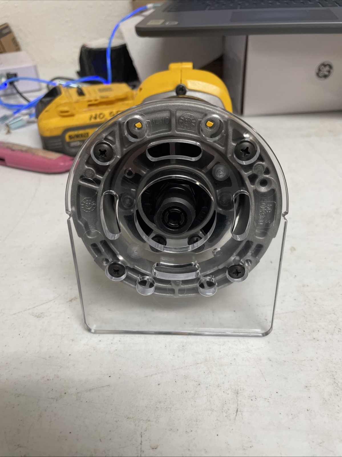 DEWALT  DCW600B 20V MAX XR Cordless Compact Router Tool Only