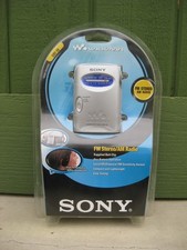 Vtg 2001 Sony SRF-59 FM Stereo/AM Radio w/Belt Clip Headphones NOS Sealed NEW 