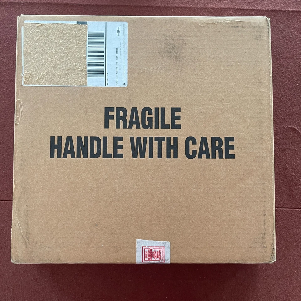 LED ZEPPELIN - IV - 2014 SEALED Super deluxe vinyl box set in orig mailing box - Image 2 of 3