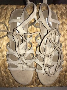 steve madden lace up flat sandals