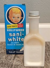 Vintage Hollywood Shoe Polish Sani-White Box  Plastic Bottle bottle is full 