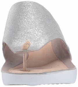 clarks silver flat sandals