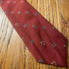 Vintage EUC Robert Talbott For Mark Shale Wool & Silk Tie Wolf / Horn Theme USA