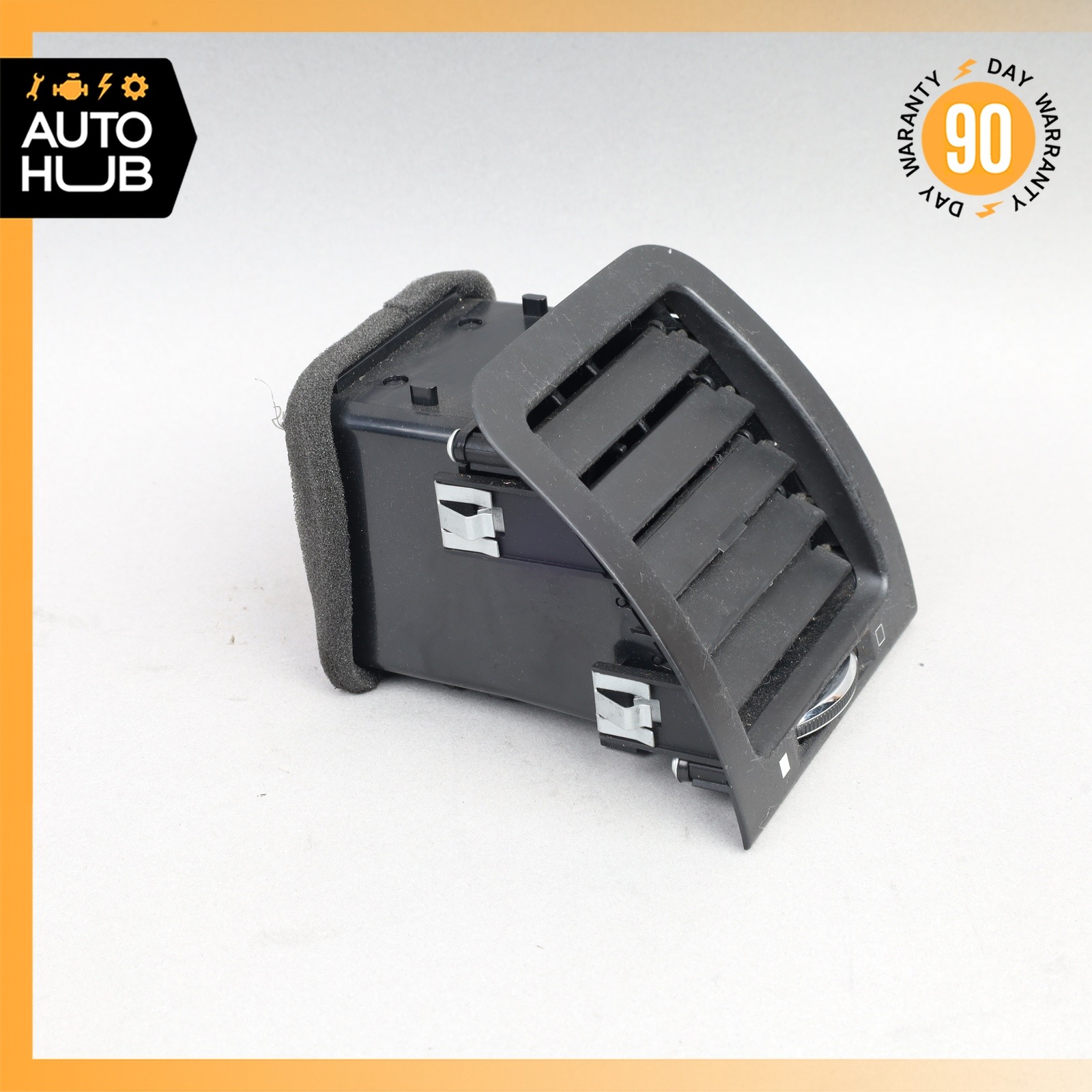 08-19 Maserati GranTurismo M145 Front Right or Left Console AC A/C Air Vent OEM