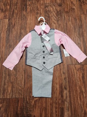 VAN HEUSEN 2T 4 Piece Set Pink Prism Rose And Grey Suit Set