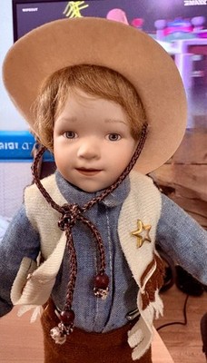 Künstlerpuppe Elisabeth Lindner Porzellanpuppe 26cm. Ausgezeichneter Zustand