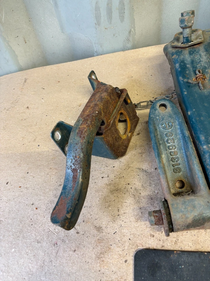 55 NASH Statesman Ambassador 1953 1954 56 kit continental pestillo de montaje de neumáticos 1955 Foto 2 de 4