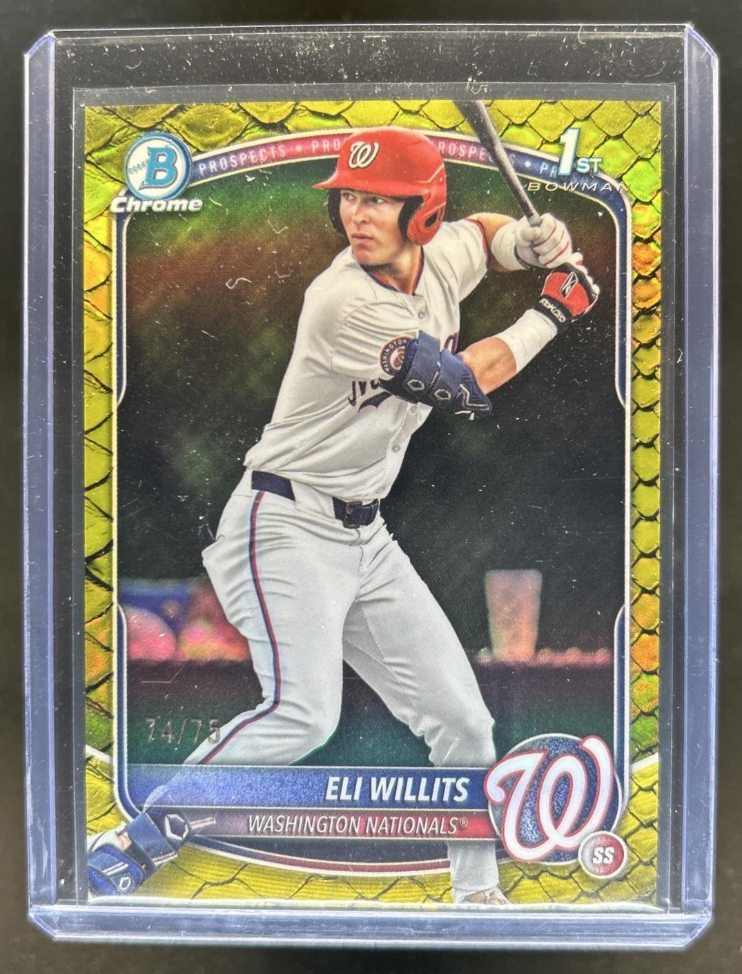 2025 Bowman Draft Eli Willits Chrome Yellow Reptilian Refractor 1st #/75