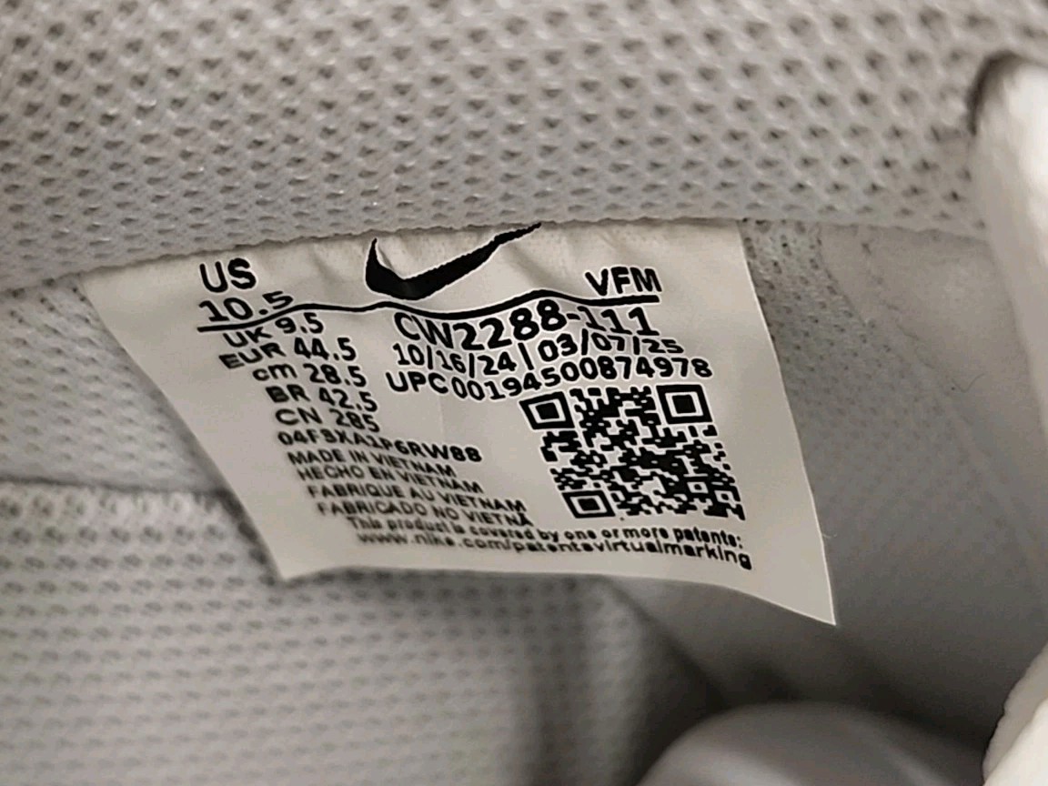 Nike Men's Air Force 1 '07 Sneakers Leather Triple White Size 10.5 NEW NO BOX! thumbnail 13