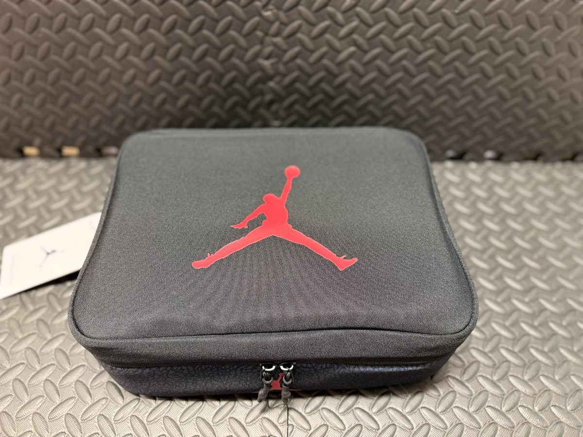 Jordan Brand Shoe Box Bag (13L) | 9B0388-GK9 | Anthracite/Black
