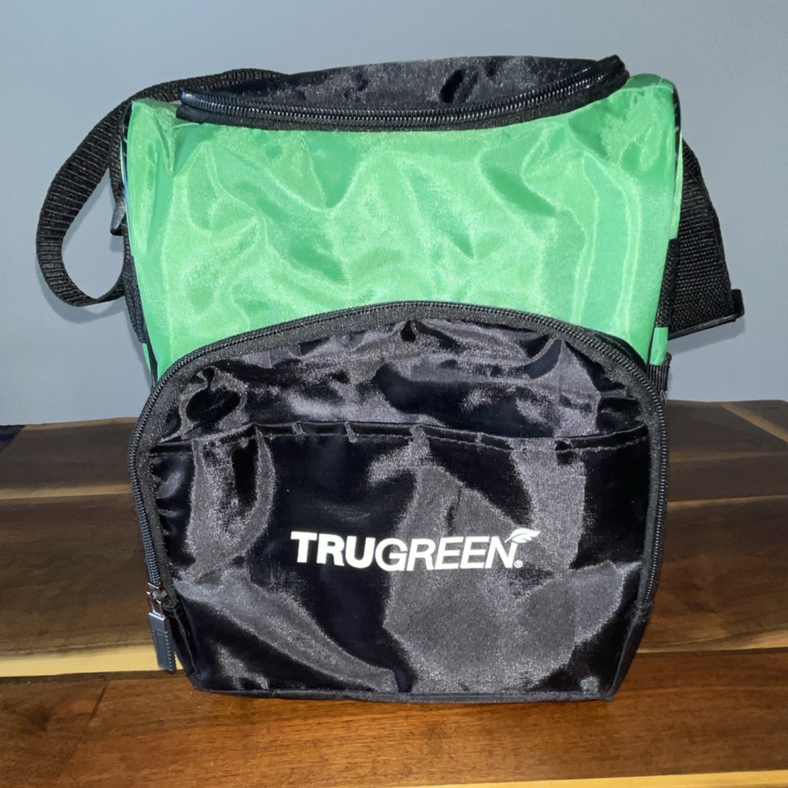 Bag Green Black Polyester Tb3003 Shoulder Strap Front Pocket