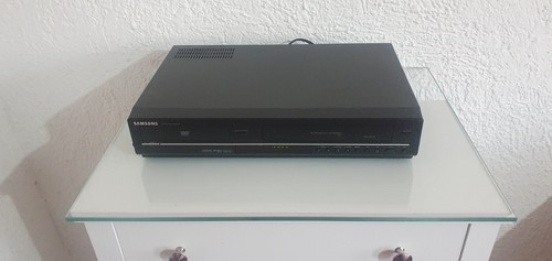 SAMSUNG DVD-V6700 DVD /VCR DVD PLAYER / VIDEO RECORDER - Bild 2 von 8