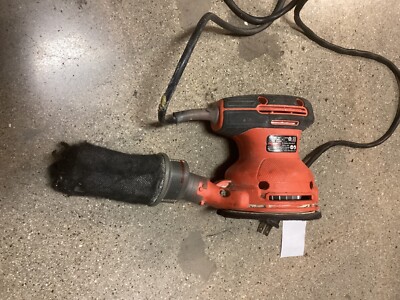 BLACK+DECKER BDERO100 Random Orbit Sander, Handheld Corded 120 Volts, 5-Inch