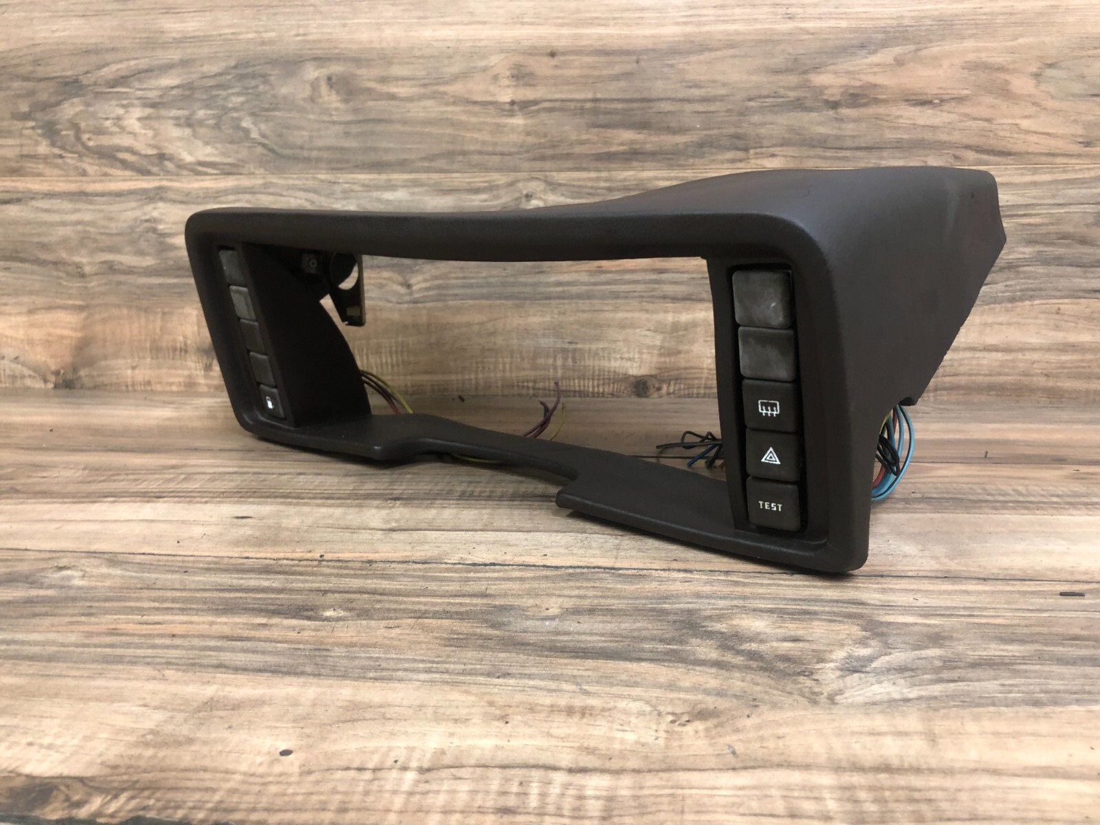 MASERATI BITURBO OEM FRONT CLUSTER SPEEDOMETER INSTRUMENT GAUGE BEZEL 83-87