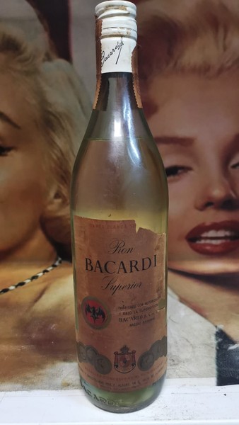 BOTELLA RON BACARDI SUPERIOR NASSAU BAHAMAS AÑOS 50 F. ALEGRE 80 CTOMS LOTE 1