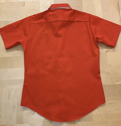 Vintage Mens Shirt Red Short Sleeve Buttons Up Collar Western NEW 1970s Sz L - Picture 7 of 7